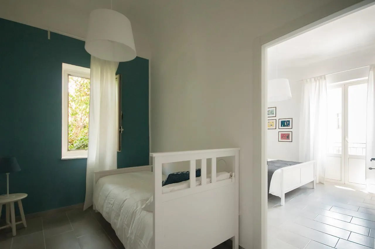 B&B Dietro Il Teatro Palermo 0*,  Italy